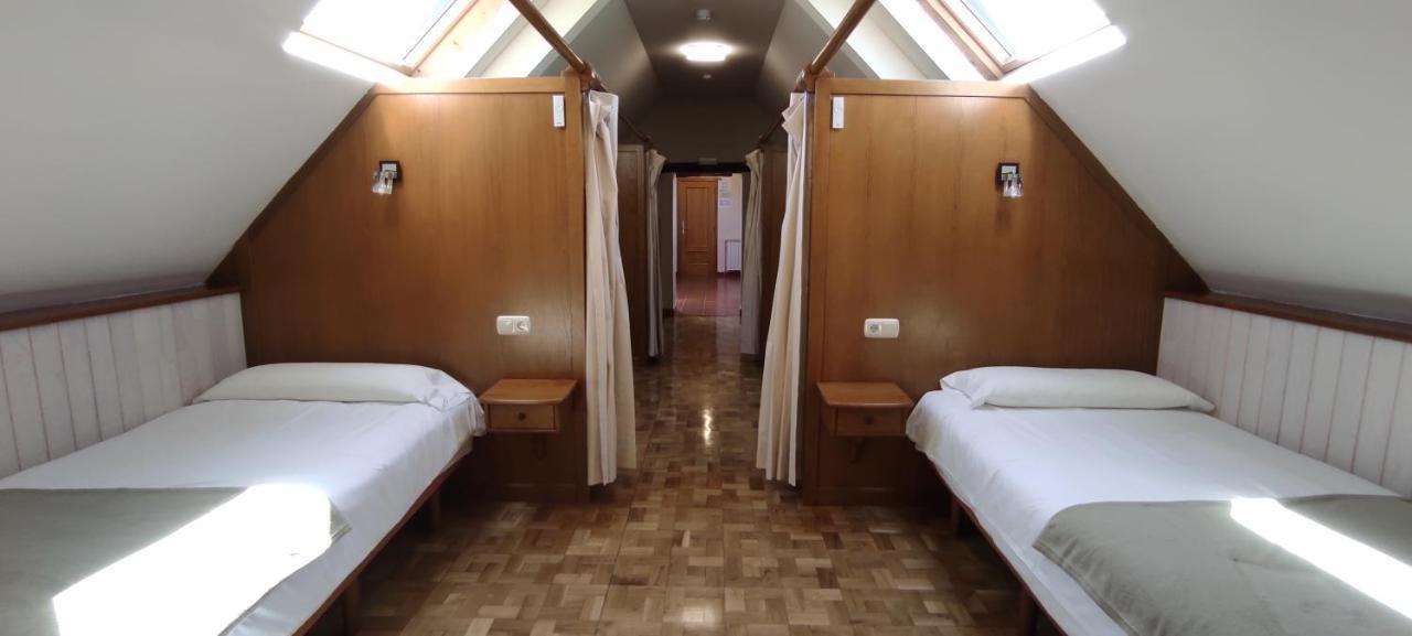 Hostal Mendilatz Орбайсета Экстерьер фото