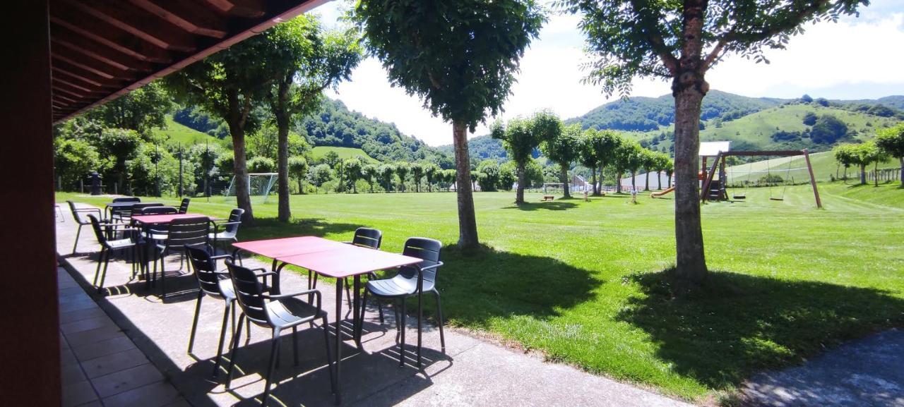 Hostal Mendilatz Орбайсета Экстерьер фото