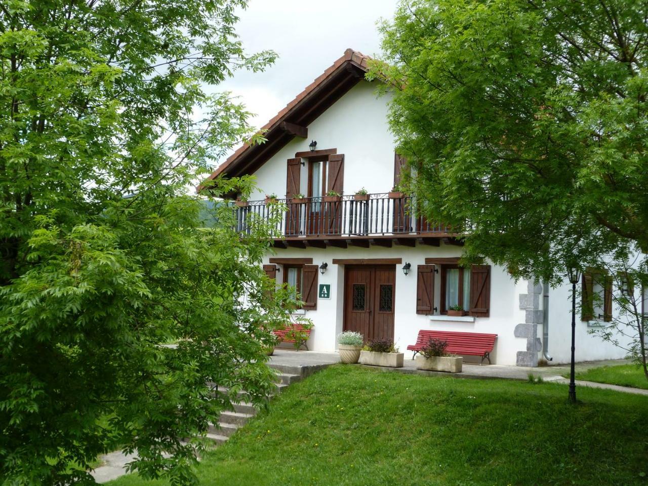 Hostal Mendilatz Орбайсета Экстерьер фото